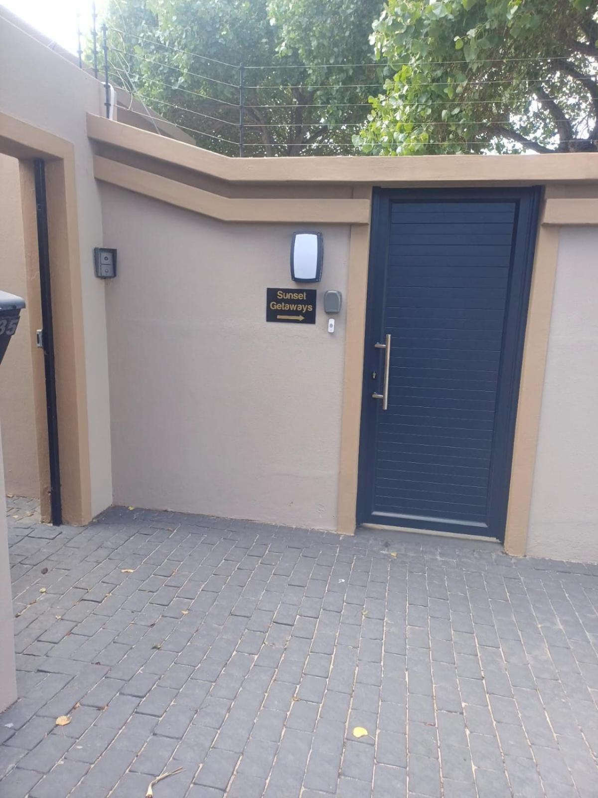 Sunset Getaways Hotel Cape Town Exterior photo